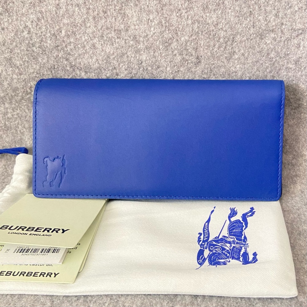 NWT $685 BURBERRY Cobalt Blue Long Folding Leather Wallet